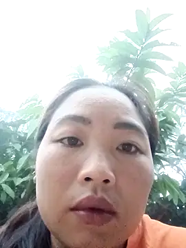 Snapshot of PhamPhung chatting on 10-03-25, 11:06 PhamPhung online show from 10-03-25, 11:06