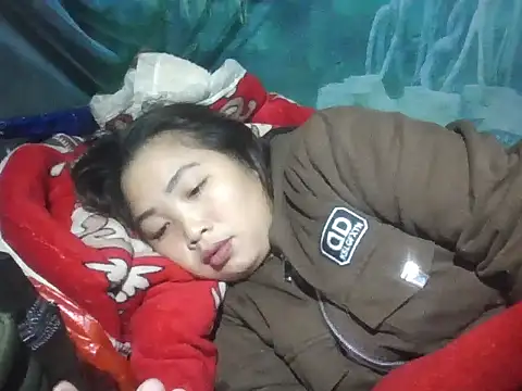 PhamPhung online show from 11-18-25, 02:53