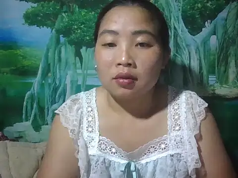 Snapshot of PhamPhung chatting on 09-13-25, 01:22 PhamPhung online show from 09-13-25, 01:22