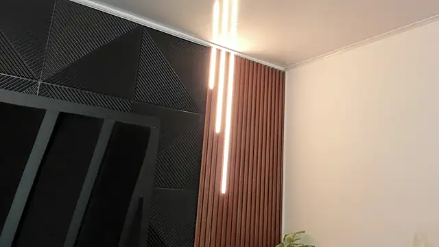 Snapshot of marco_garciia_ chatting on 10-02-25, 11:19 marco garciia online show from 10-02-25, 11:19