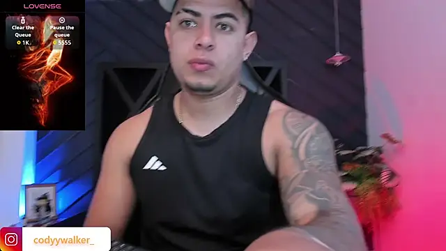 Snapshot of marco_garciia_ chatting on 02-19-26, 11:12 marco garciia online show from 02-19-26, 11:12