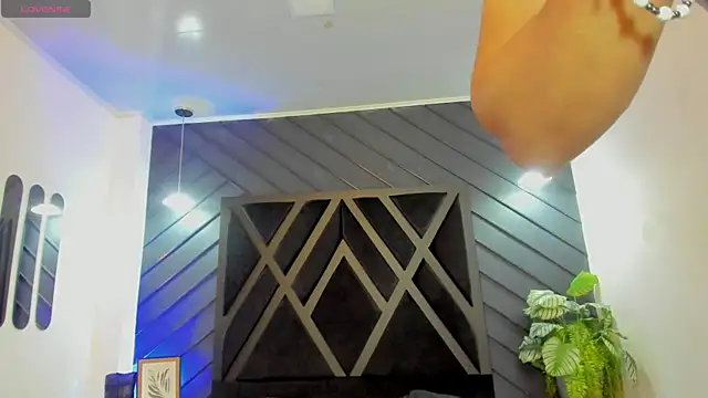 marco garciia  online show from 12-19-25, 11:18