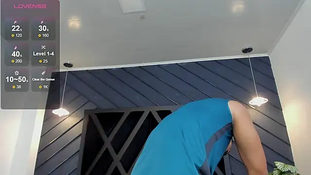 marco garciia  online show from 10-29-25, 11:14