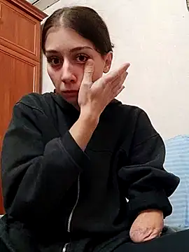 Snapshot of DaValichka chatting on 09-27-25, 04:02 DaValichka online show from 09-27-25, 04:02