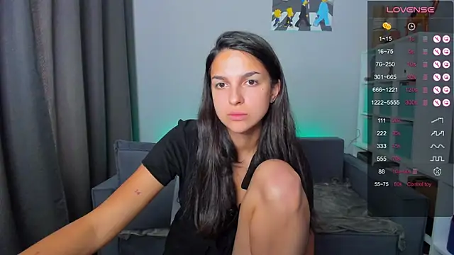 Snapshot of Guilana_baby chatting on 10-12-25, 07:54 Guilana baby online show from 10-12-25, 07:54