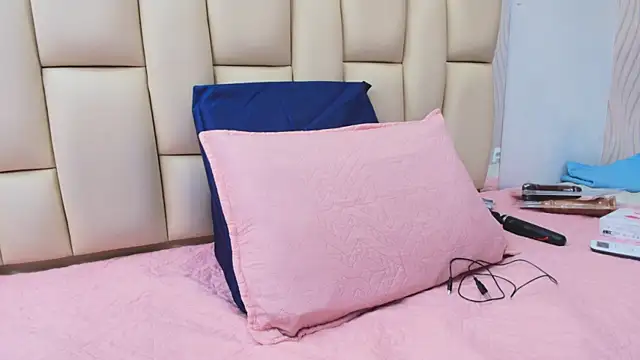 sweet amye online show from 12-15-25, 07:09