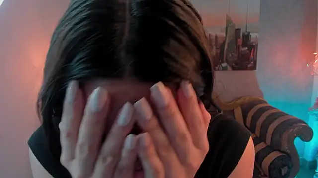 Dali collin online show from 12-18-25, 01:15