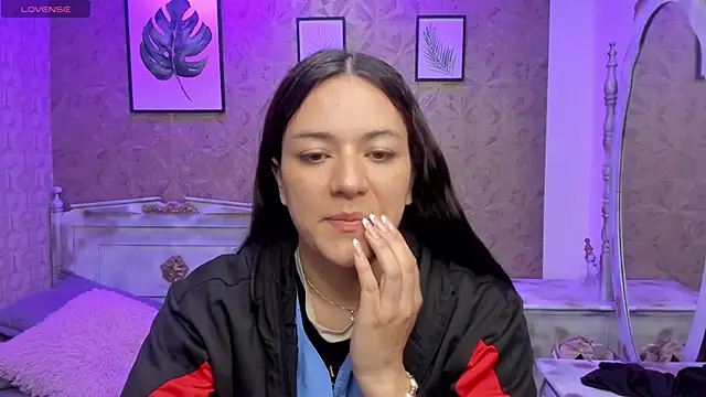 Dali collin online show from 06-17-26, 01:10