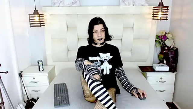 Atley Dolly online show from 03-18-26, 11:16