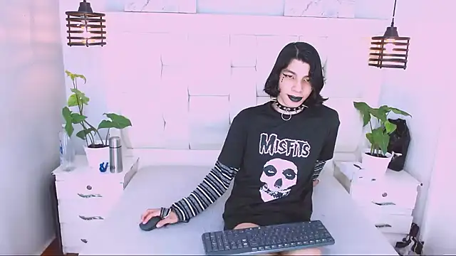 Atley Dolly online show from 01-14-26, 09:40