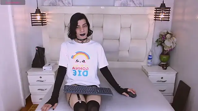 Snapshot of Atley_Dolly chatting on 02-19-26, 10:40 Atley Dolly online show from 02-19-26, 10:40