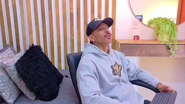 yorbymaxx online show from 02-06-26, 02:13