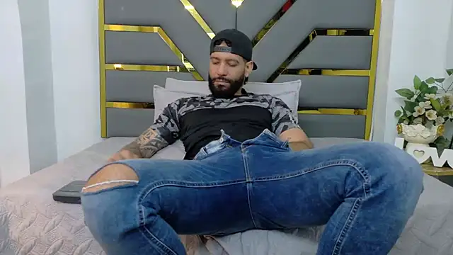 yorbymaxx online show from 10-15-25, 02:14