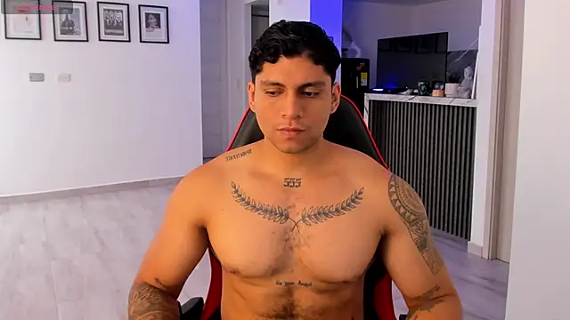 Nicolasmontoya16 online show from 11-05-25, 09:40