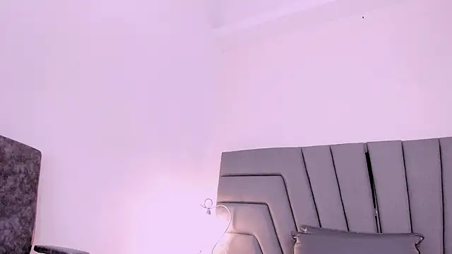 Maia 520 online show from 03-19-26, 06:41