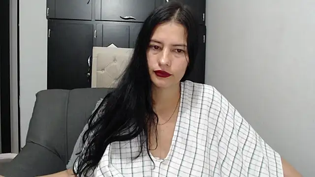 Taliana21 online show from 04-27-26, 11:19