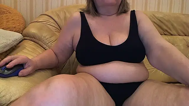 Simply woman online show from 02-12-26, 05:07