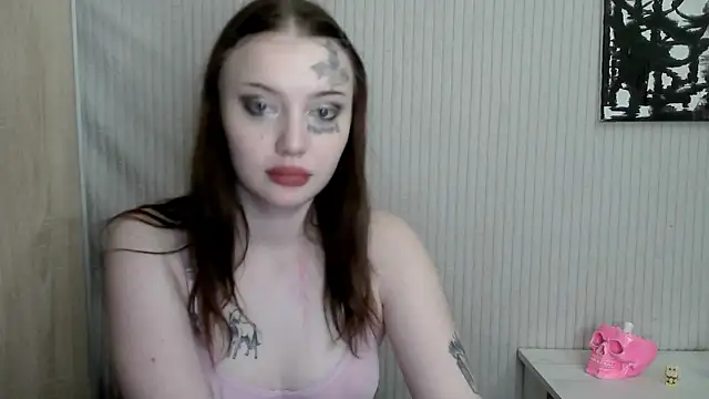 Snapshot of eva_sunshine_blue_eyes chatting on 07-11-26, 06:30 eva sunshine blue eyes online show from 07-11-26, 06:30