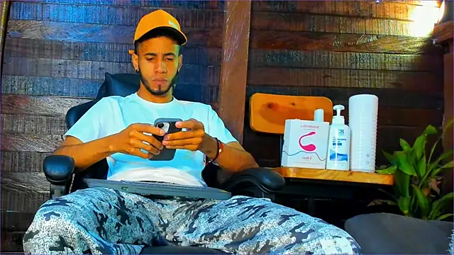 Alex bigcock11  online show from 10-29-25, 11:42