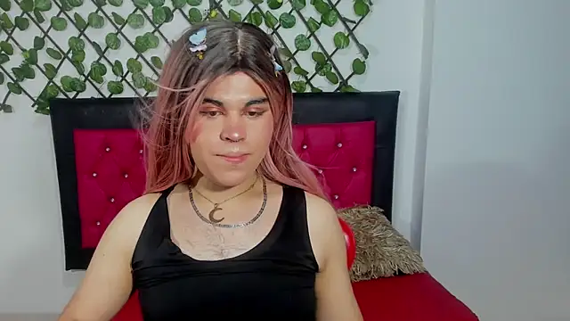 Lady Evelynn online show from 10-04-25, 07:10