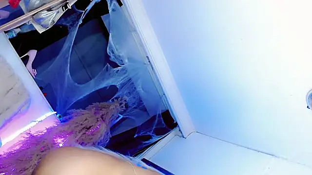 ravenous charmer online show from 11-02-25, 08:30