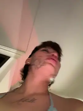 DayanaDG online show from 04-16-26, 05:25