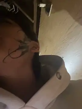 DayanaDG online show from 03-08-26, 02:04