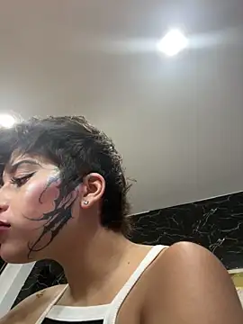 DayanaDG online show from 12-22-25, 11:05