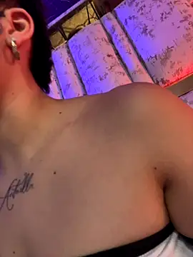 DayanaDG online show from 11-22-25, 11:03