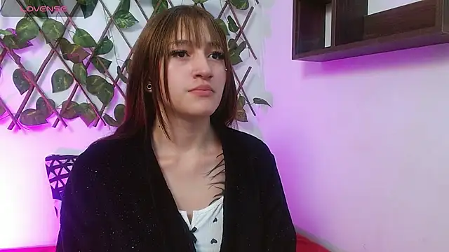 nicollegp online show from 11-21-25, 09:36