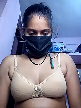 Snapshot of 3USHA chatting on 09-30-25, 04:57 3USHA online show from 09-30-25, 04:57