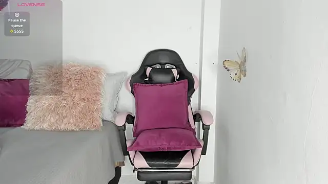 mari-ross online show from 04-10-26, 02:07