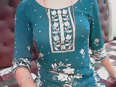 elize   online show from 01-07-26, 02:16