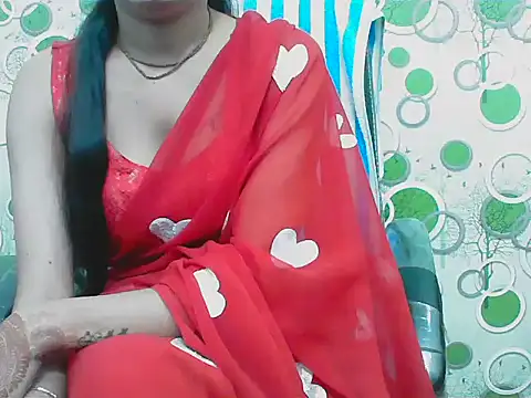 Snapshot of elize__ chatting on 02-13-26, 02:33 elize online show from 02-13-26, 02:33