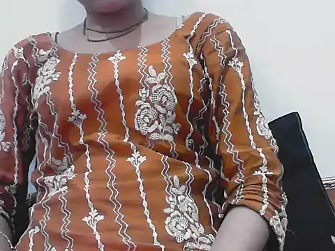 Snapshot of elize__ chatting on 02-03-26, 03:50 elize online show from 02-03-26, 03:50