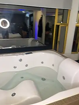 aphrodita hotaz online show from 10-26-25, 04:13