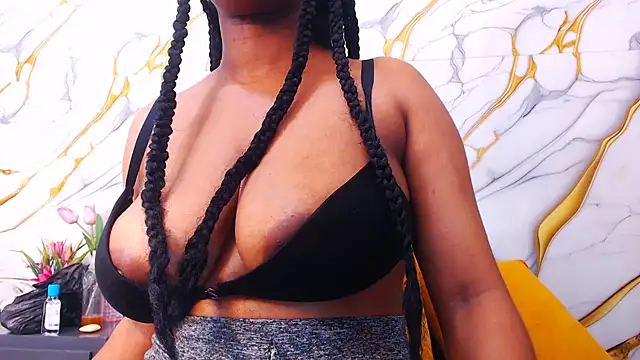 Snapshot of AmbarSmit chatting on 03-01-26, 12:10 AmbarSmit online show from 03-01-26, 12:10