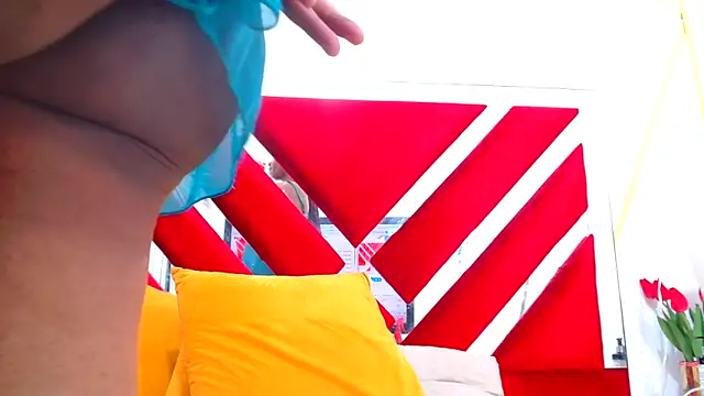 AmbarSmit online show from 11-23-25, 06:29