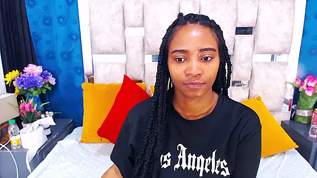 AmbarSmit online show from 01-10-26, 01:23