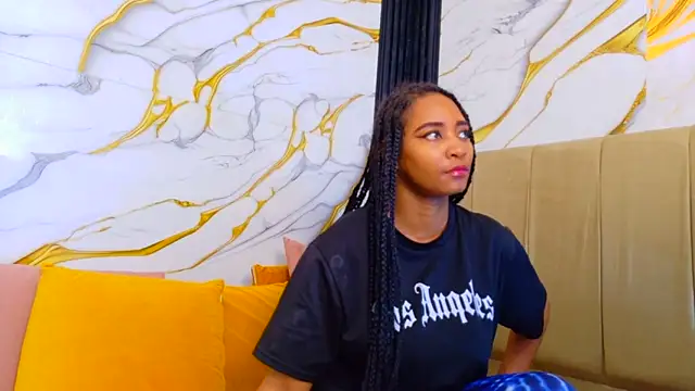 AmbarSmit online show from 03-17-26, 04:04