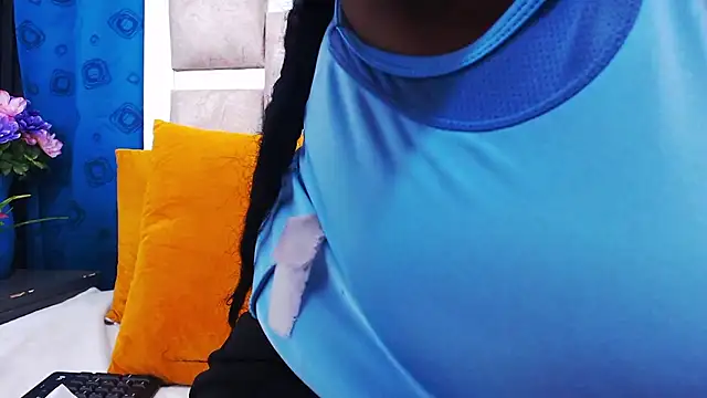 Snapshot of AmbarSmit chatting on 01-17-26, 08:01 AmbarSmit online show from 01-17-26, 08:01