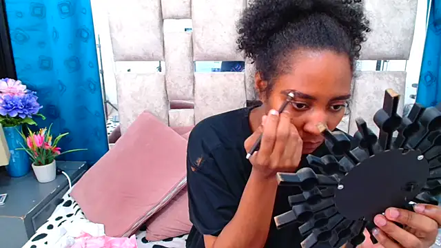 AmbarSmit online show from 09-13-25, 09:37