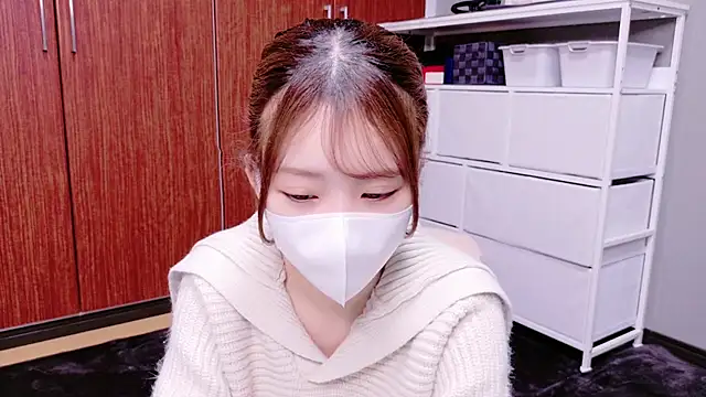 Ema o0 chan online show from 10-31-25, 11:18