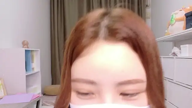 Ema o0 chan online show from 05-19-26, 01:40