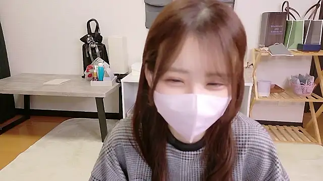 Ema o0 chan online show from 11-18-25, 06:17