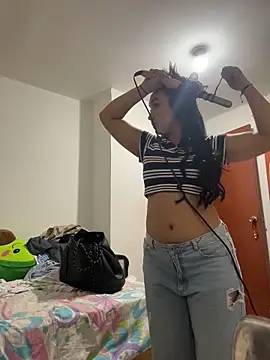 julieta rosee online show from 04-30-26, 05:31