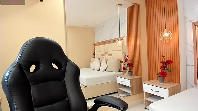 julieta rosee online show from 11-28-25, 10:21