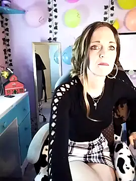 Purple2StayThnxx online show from 09-29-25, 09:53