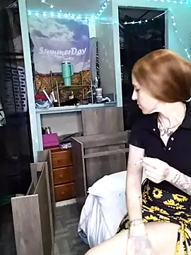 Purple2StayThnxx online show from 01-12-26, 08:04