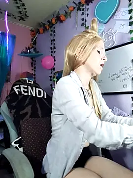 Purple2StayThnxx online show from 11-06-25, 12:31